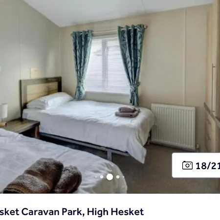 아파트 36 Ravens Nest Large 3 Bedroom With Views No Sign Written Vans Allowed On Site